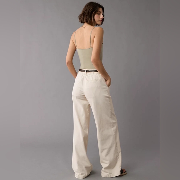 AE Cami Bodysuit - Picture 3 of 6